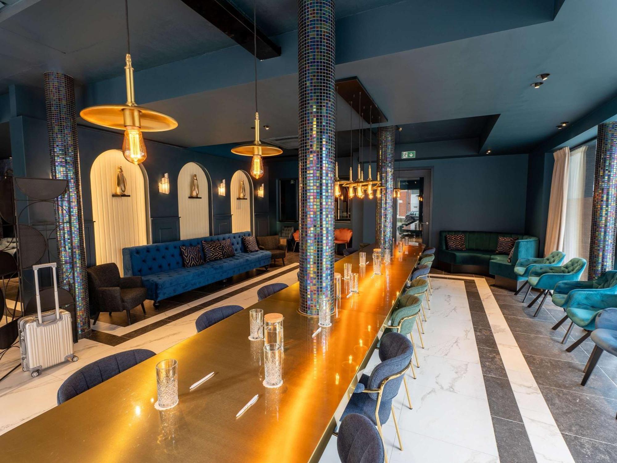 Ibis Styles Centre Hotel 3*